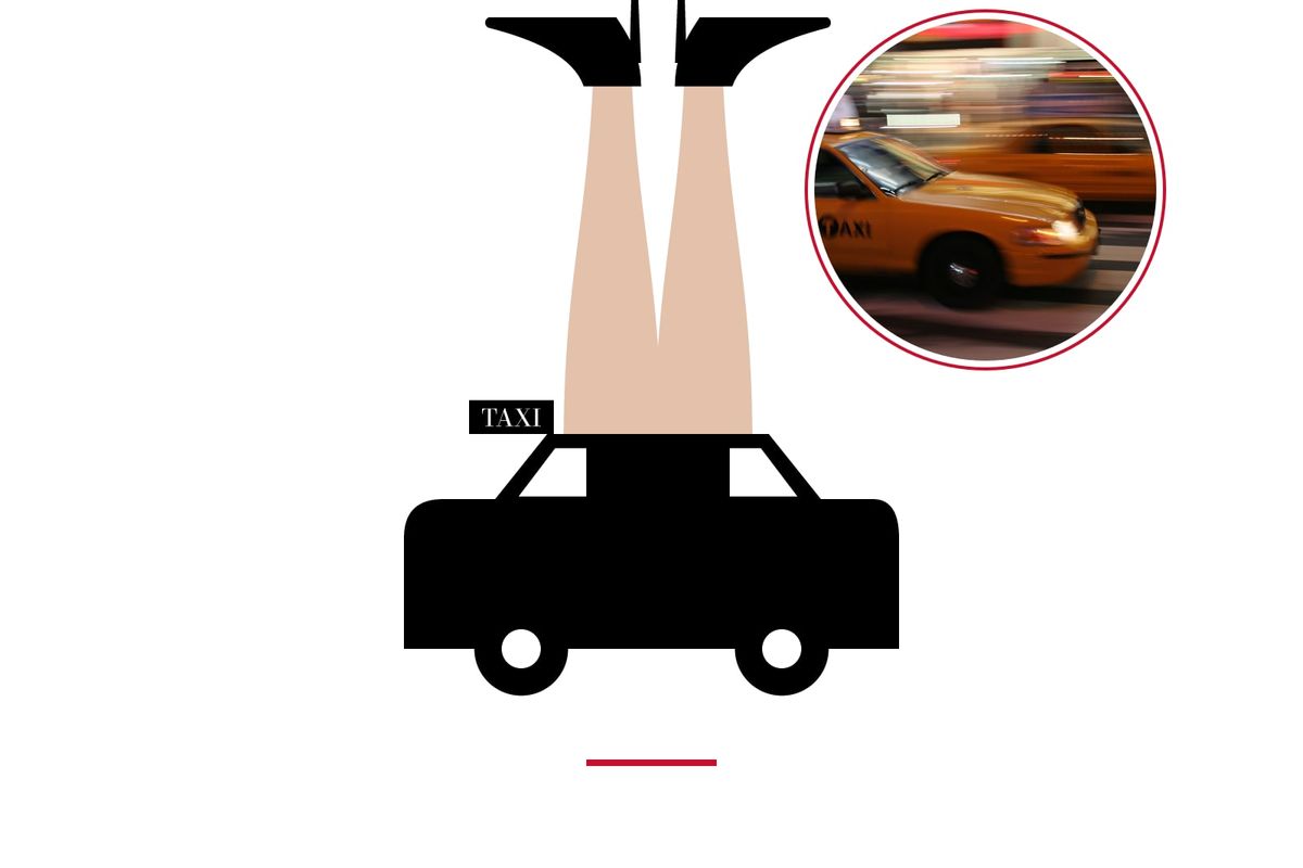 Illustrazione: sagoma nera di un taxi con due gambe in collant color pelle che spuntano dal tetto, con la foto di un taxi giallo a Times Square